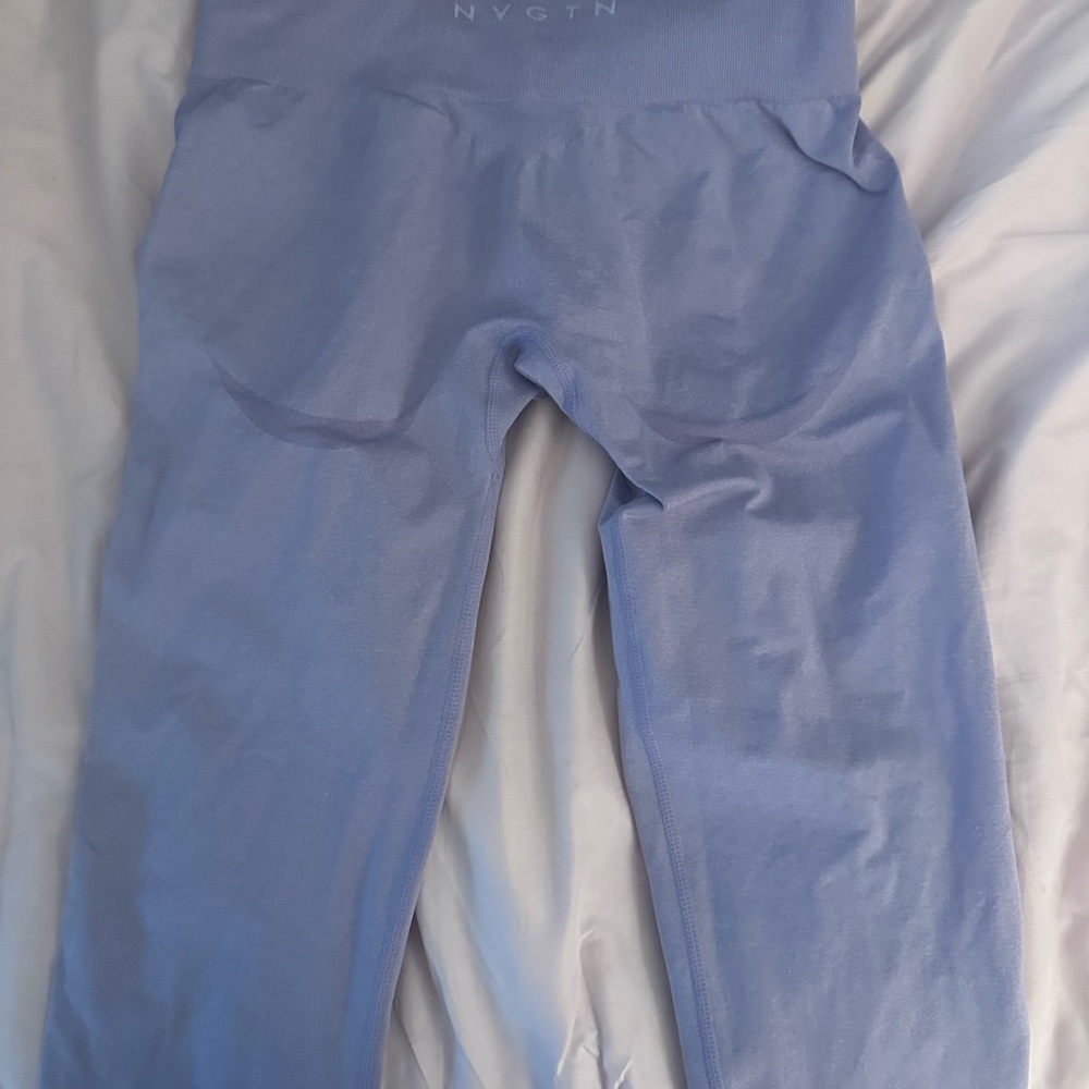 NVGTN Lavender Active Leggings - Picture 2 of 3